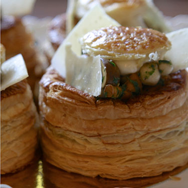 Vol au vent chicken, Bouchee a la reine,
