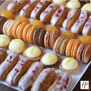 Sweet Canapes Delice